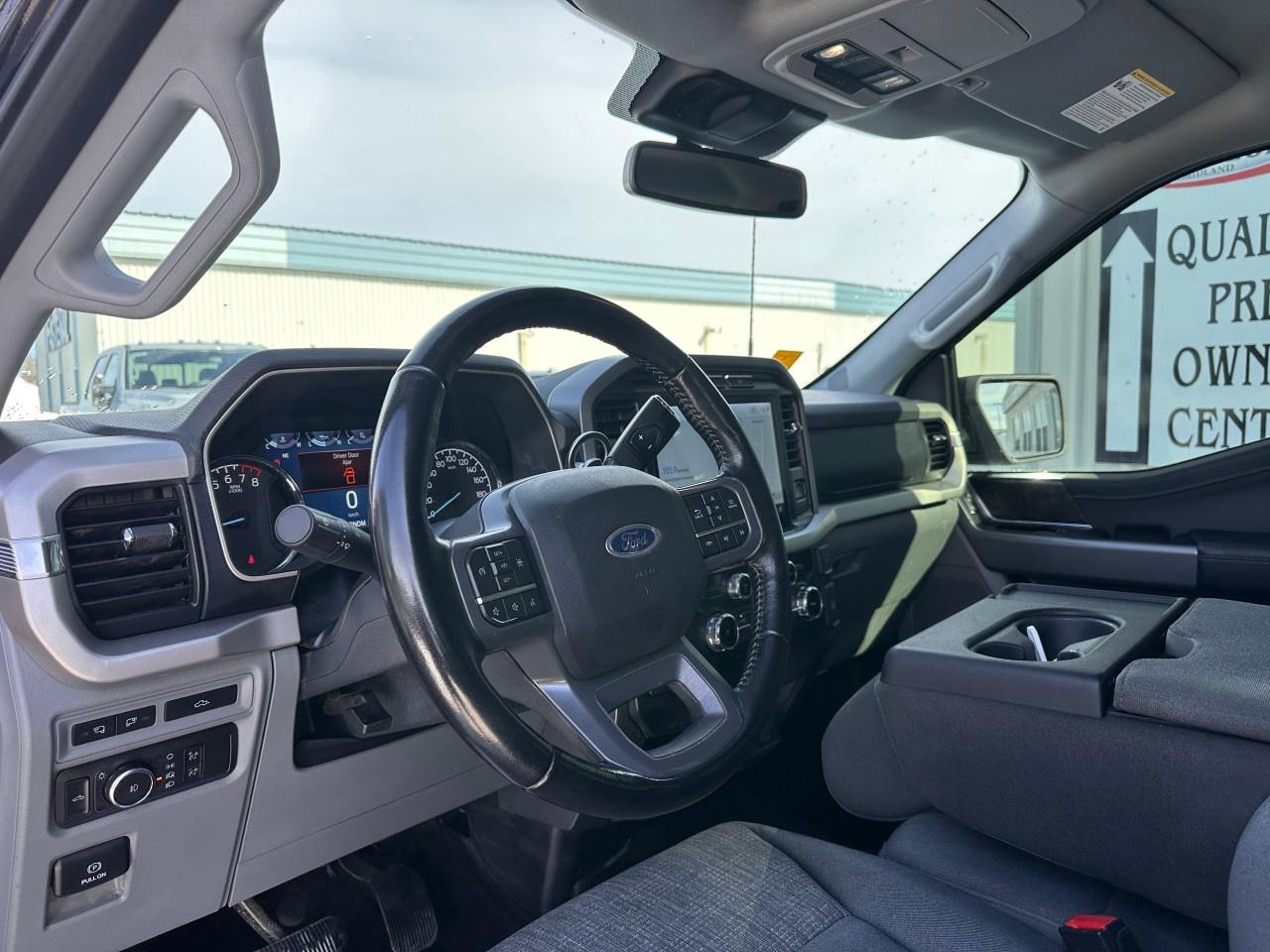 2022 Ford F-150 XLT 4WD SuperCrew 5.5' Box Photo