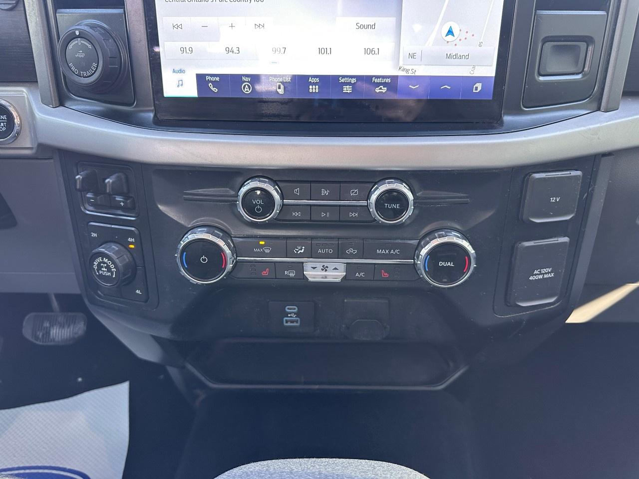 2022 Ford F-150 XLT 4WD SuperCrew 5.5' Box Photo