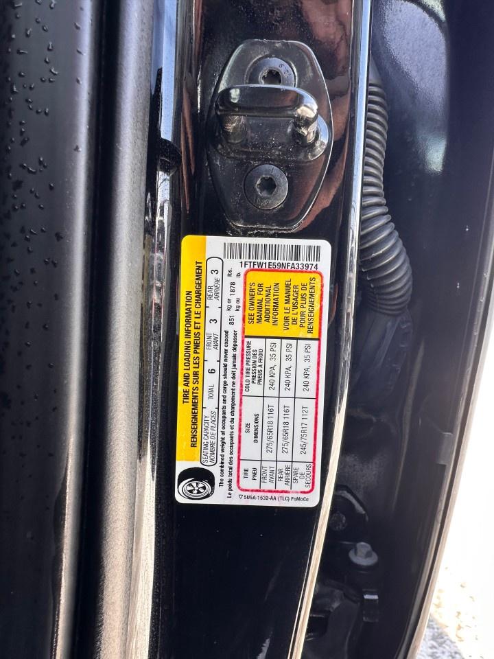 2022 Ford F-150 XLT 4WD SuperCrew 5.5' Box Photo