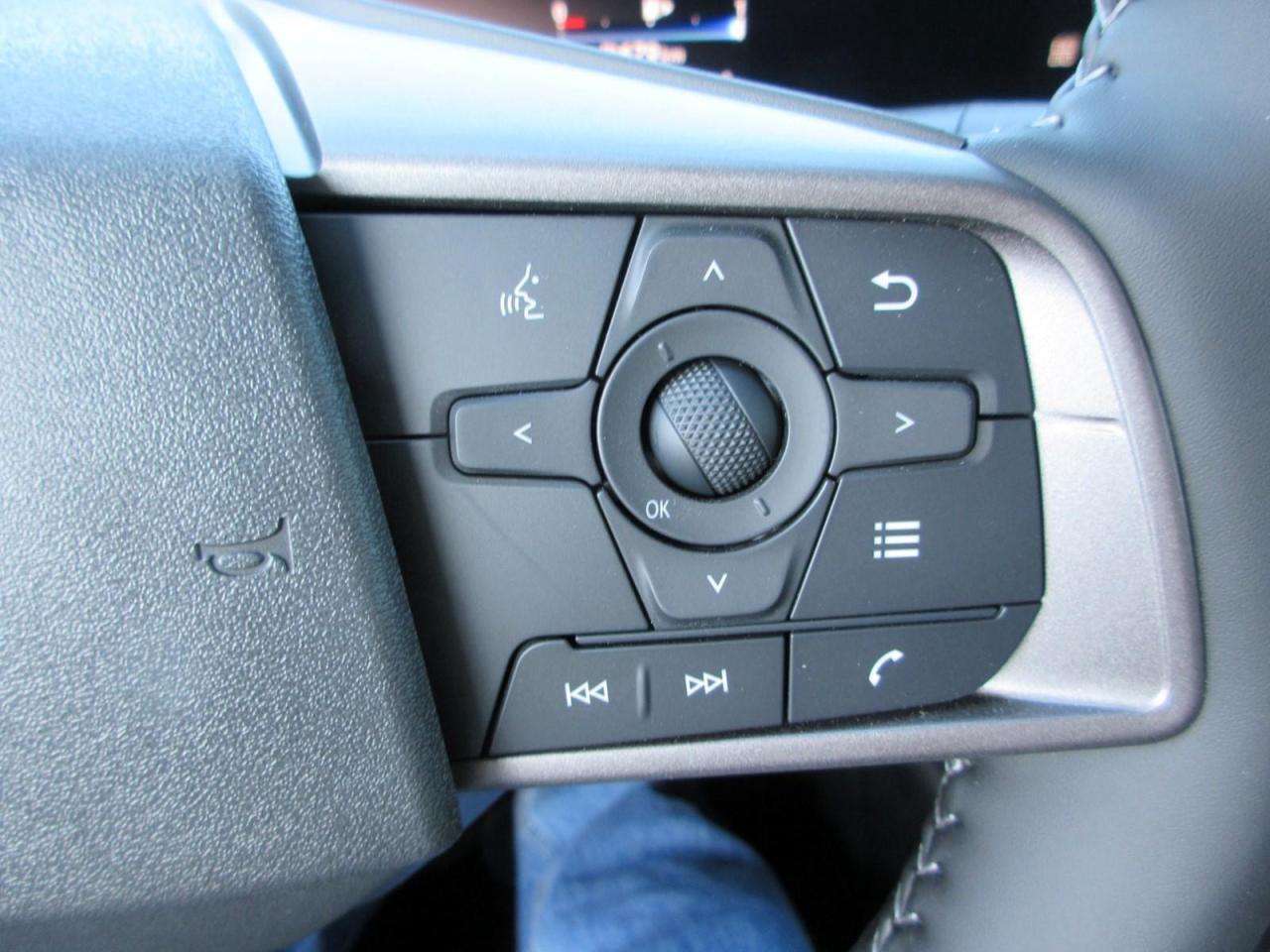 2026 Nissan Sentra SV Photo