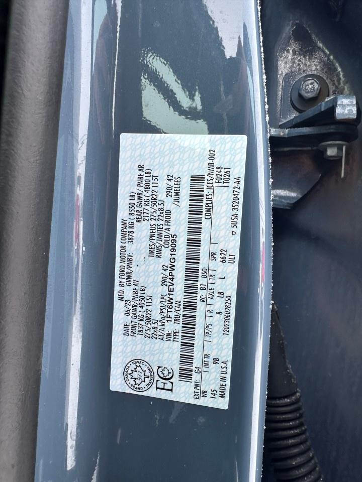 2023 Ford F-150 Lightning Platinum 4WD SuperCrew 5.5' Box Photo