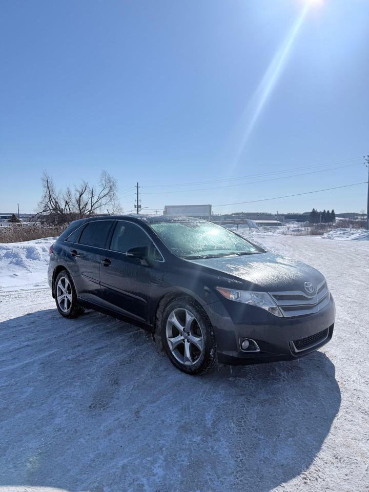 2014 Toyota Venza XLE Photo