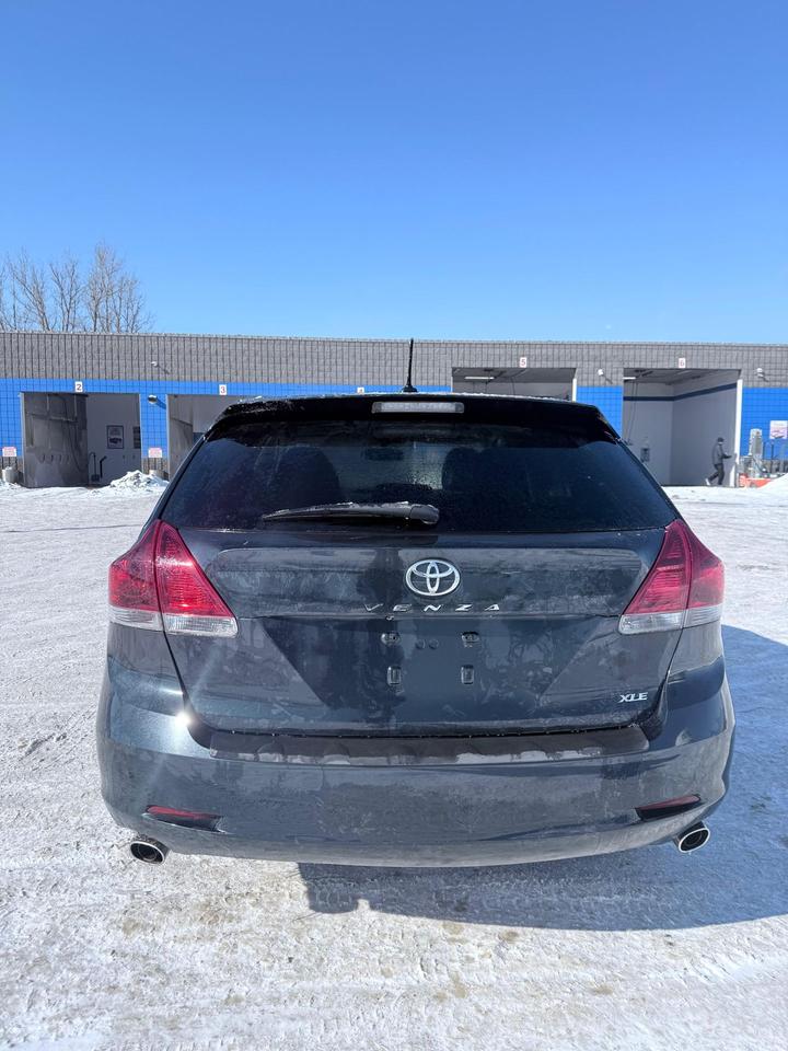 2014 Toyota Venza XLE Photo