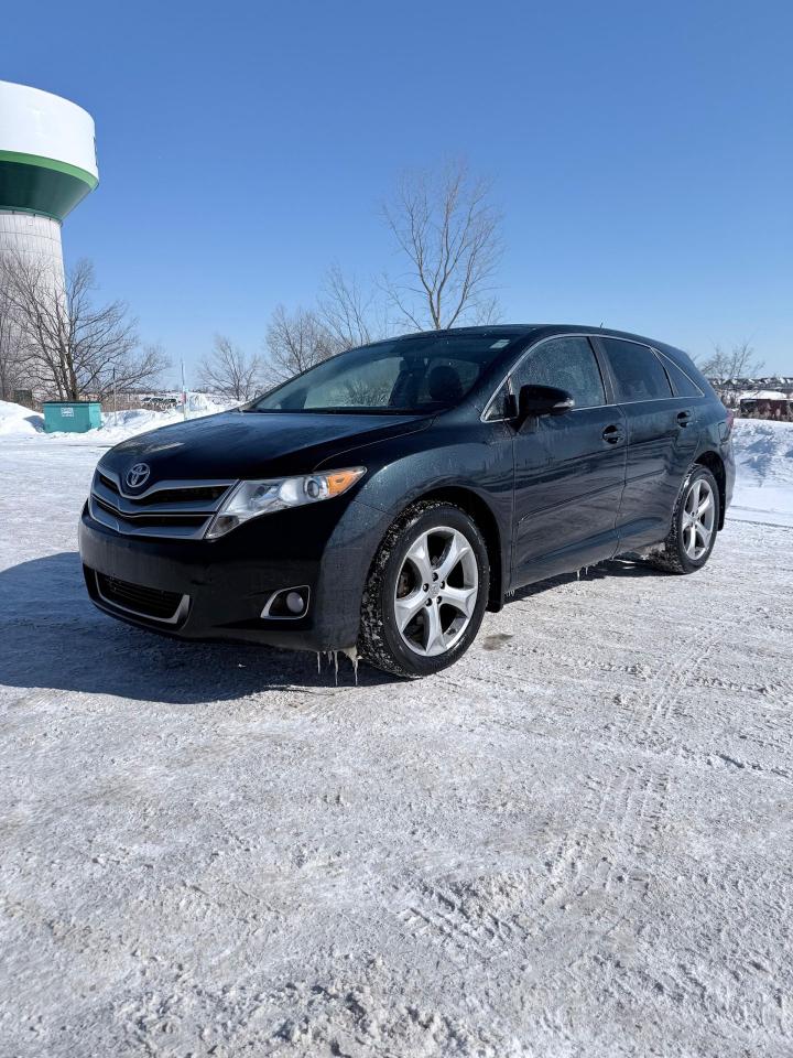 2014 Toyota Venza XLE Photo