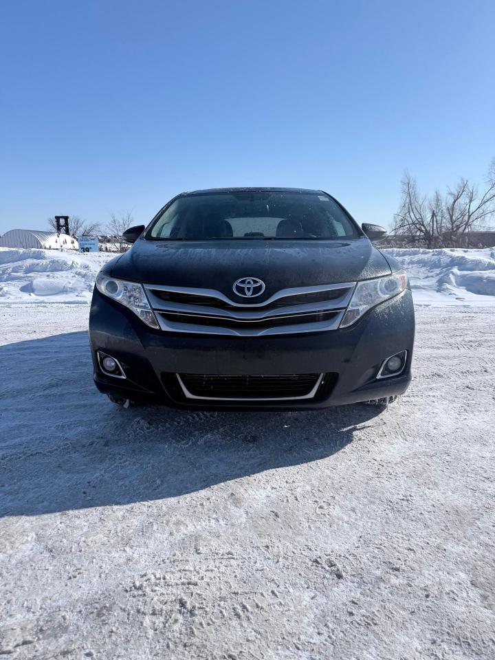 2014 Toyota Venza XLE Photo