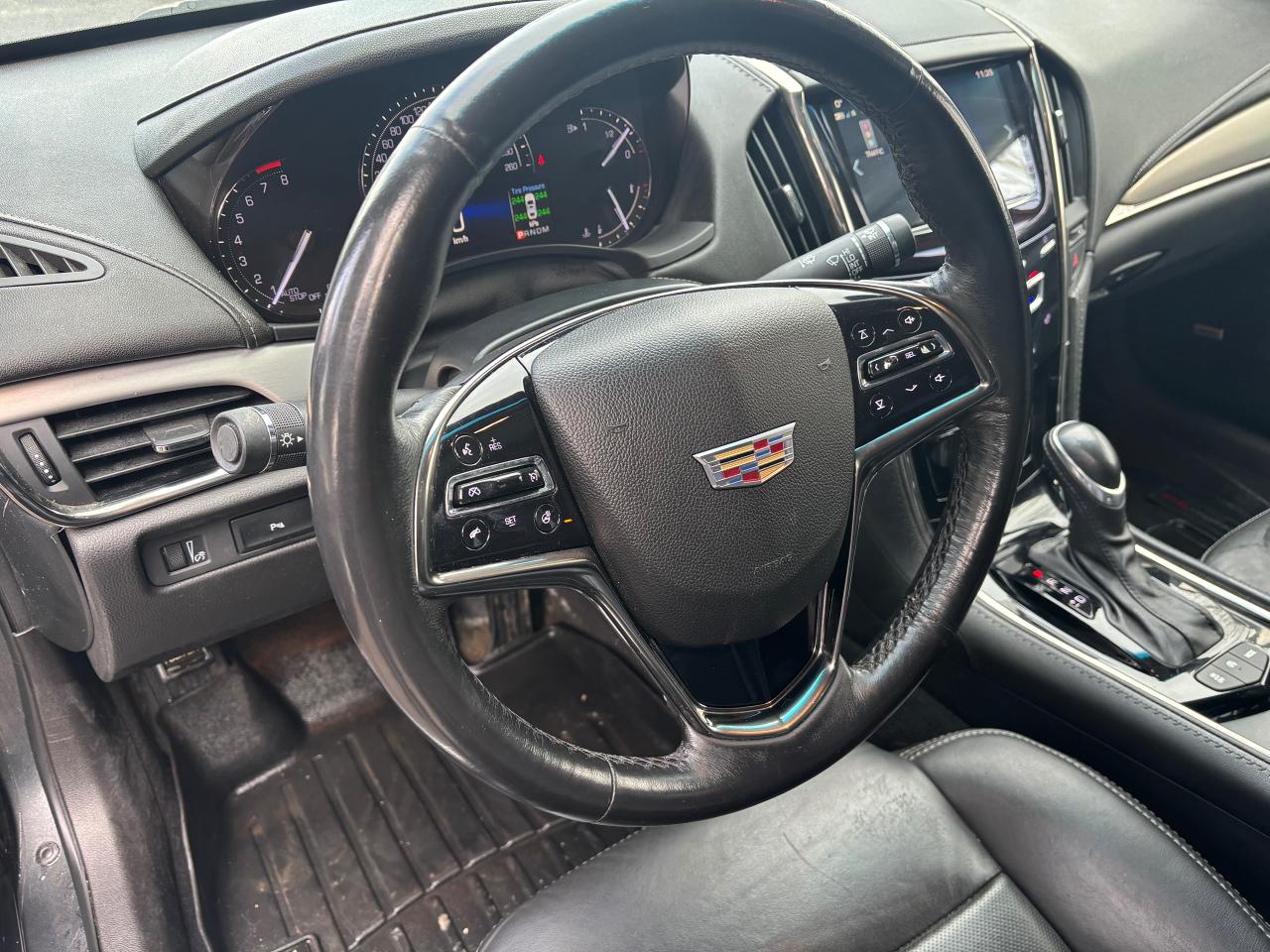 2017 Cadillac ATS Luxury AWD Photo