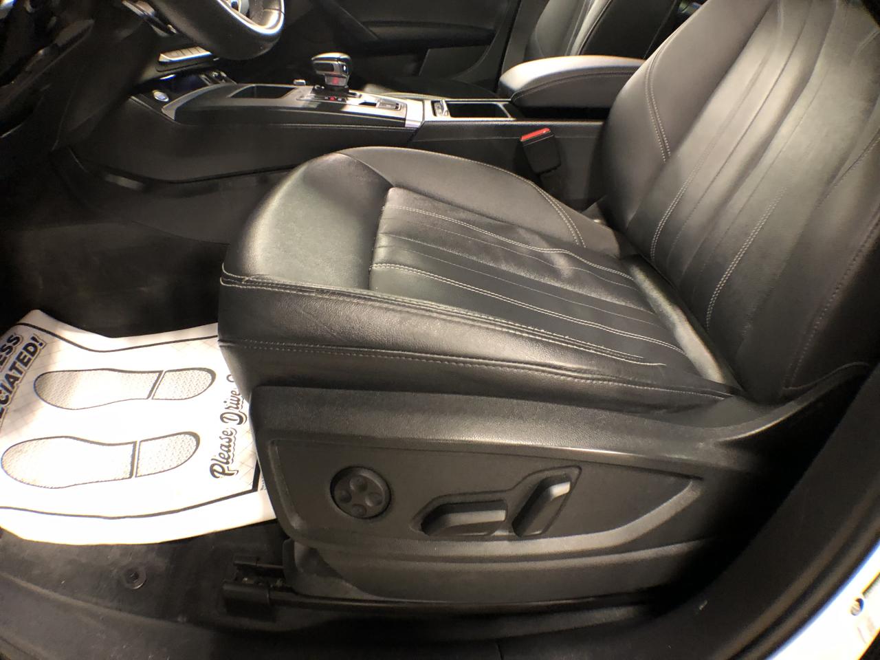 2022 Audi Q5 PROGRESSIV S-LINE AWD NAVI LEATHER PAN/ROOF CAMERA Photo