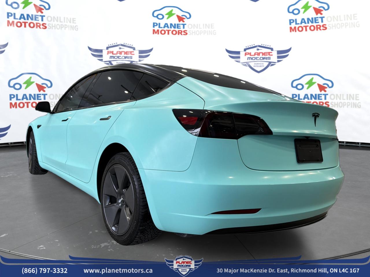 2023 Tesla Model 3 LONG RANGE Photo