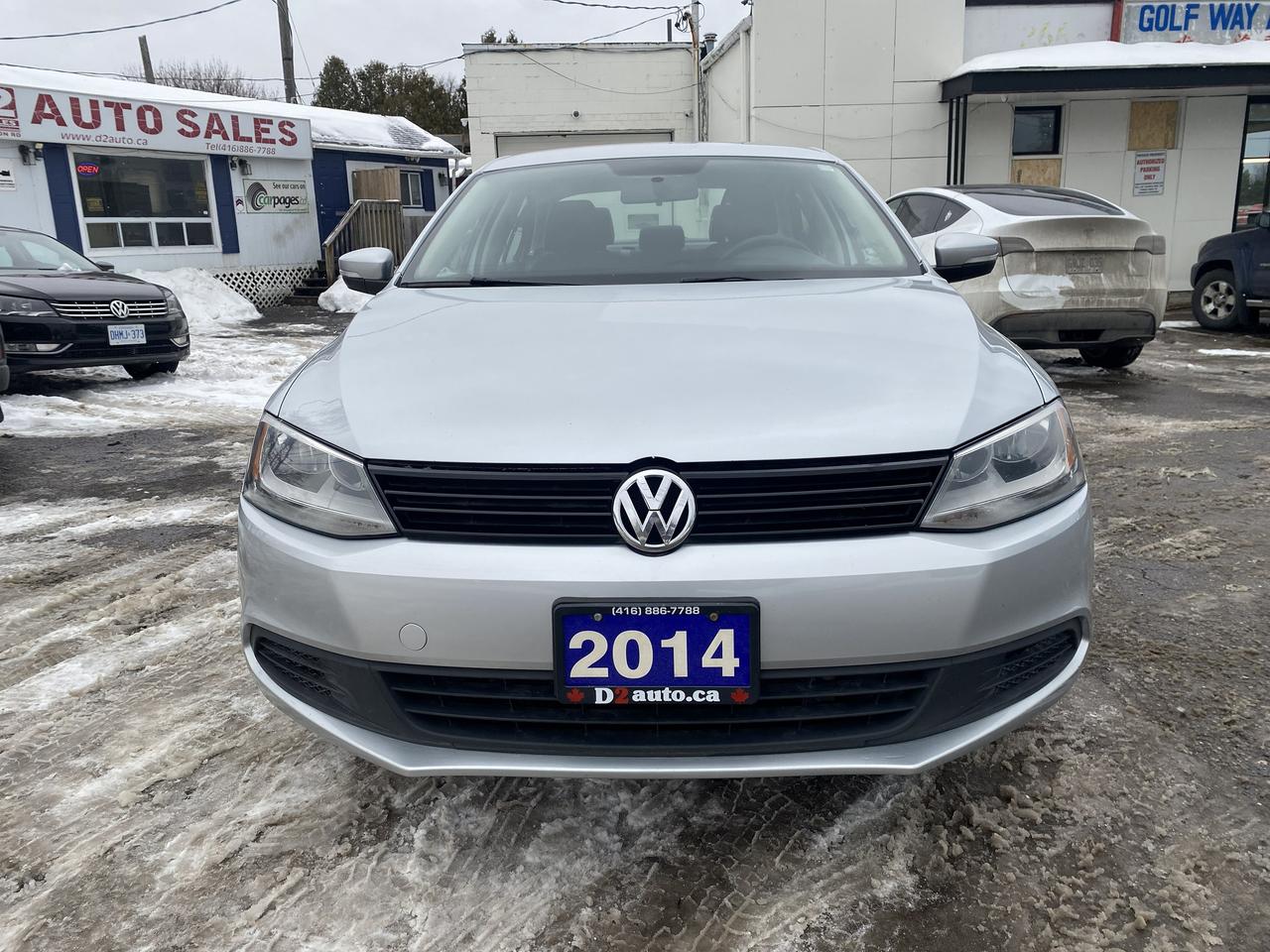 2014 Volkswagen Jetta Trendline/LOW KM/Automatic/2.0L Gas Saver Photo