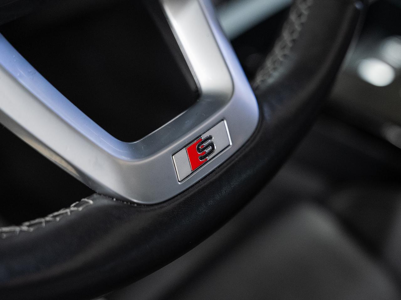 2023 Audi Q5 SPORTBACK TECHNIK S-Line | AWD | Nav | Pano roof