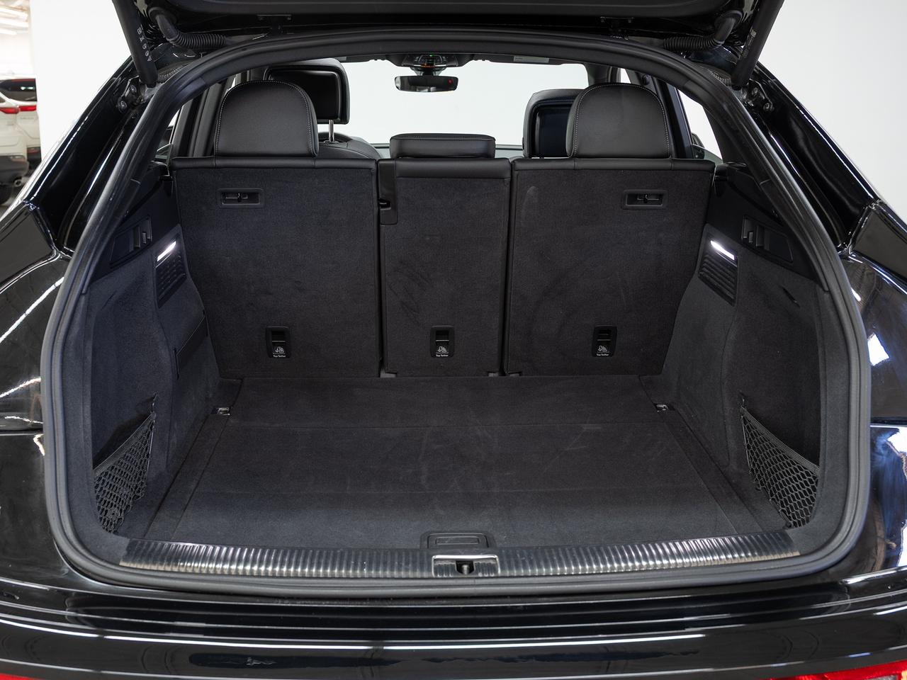 2023 Audi Q5 SPORTBACK TECHNIK S-Line | AWD | Nav | Pano roof