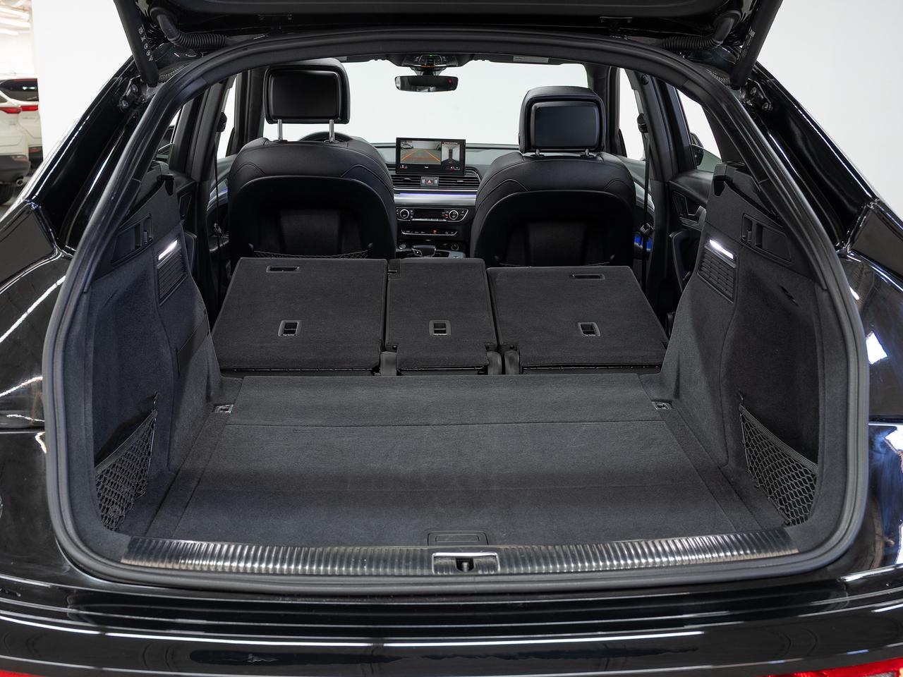 2023 Audi Q5 SPORTBACK TECHNIK S-Line | AWD | Nav | Pano roof