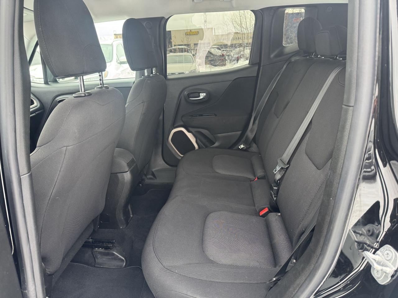 2016 Jeep Renegade Sport Photo