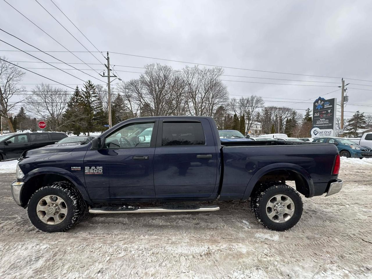 2018 RAM 2500 Outdoorsman 4x4 Crew Cab 6'4" Box Photo3