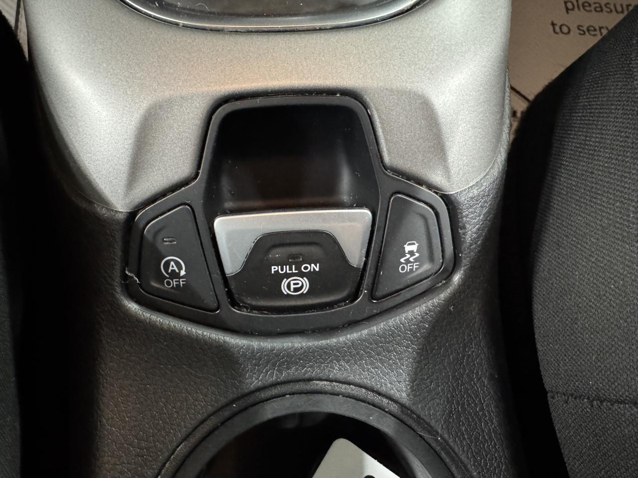 2018 Jeep Compass sport 4x4 Photo