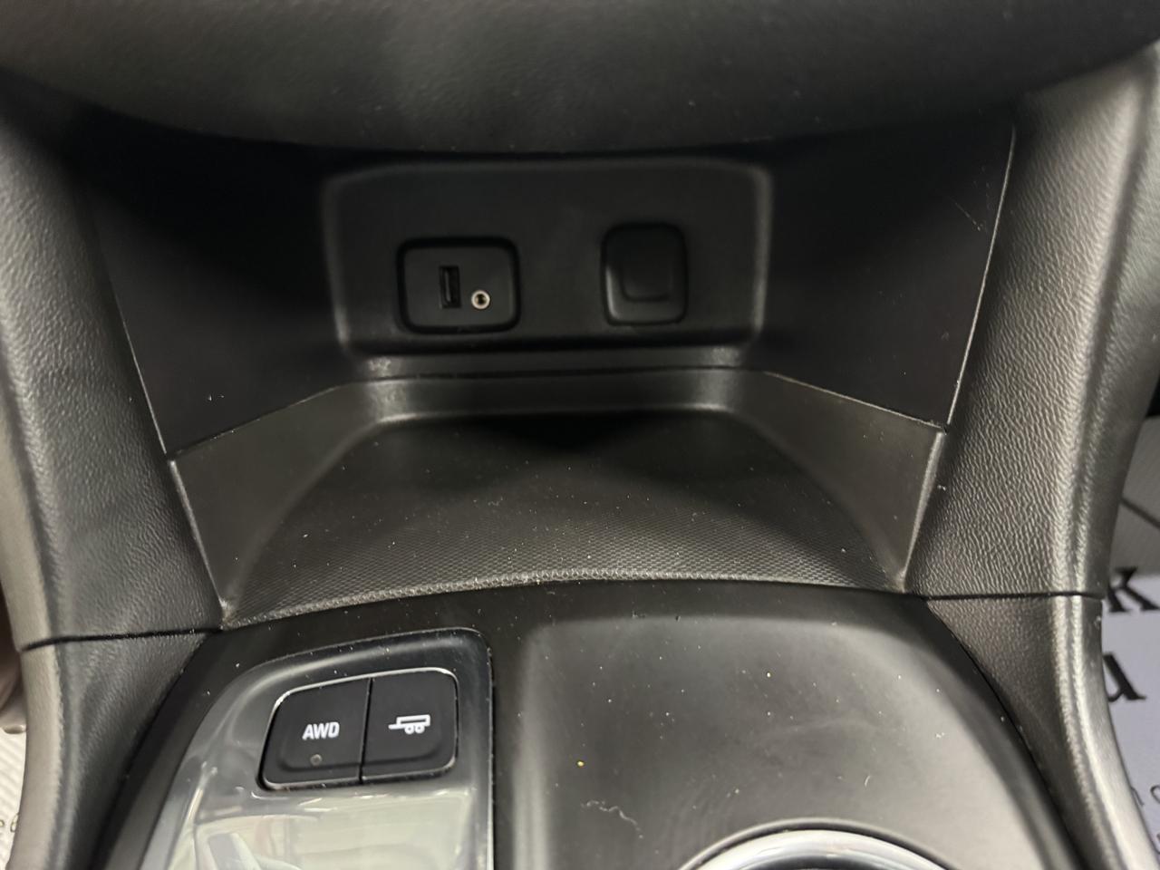 2018 Chevrolet Equinox 2LT | LOW KMS | AWD | POWER DRIVER'S SEAT Photo16