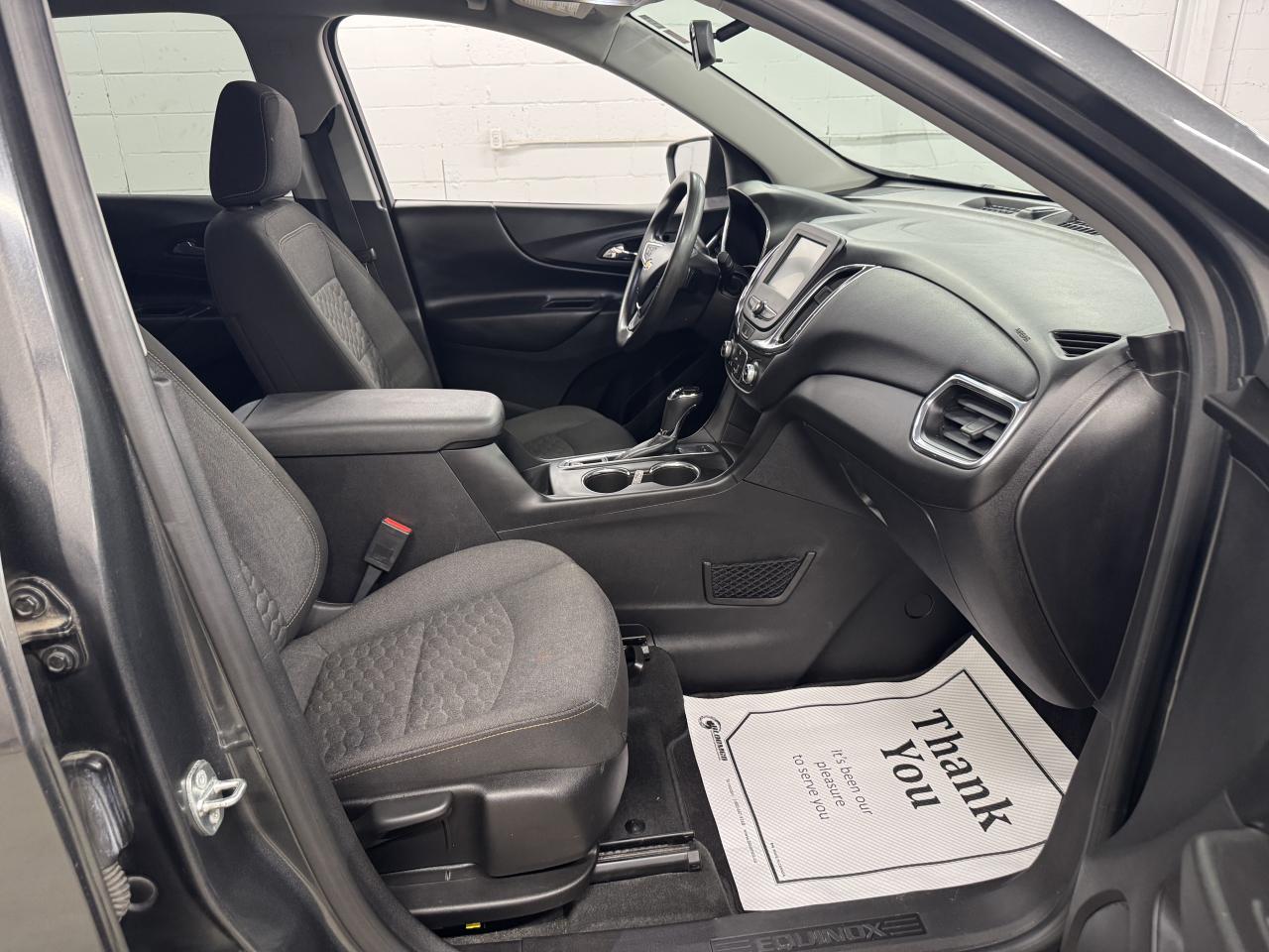 2018 Chevrolet Equinox 2LT Photo