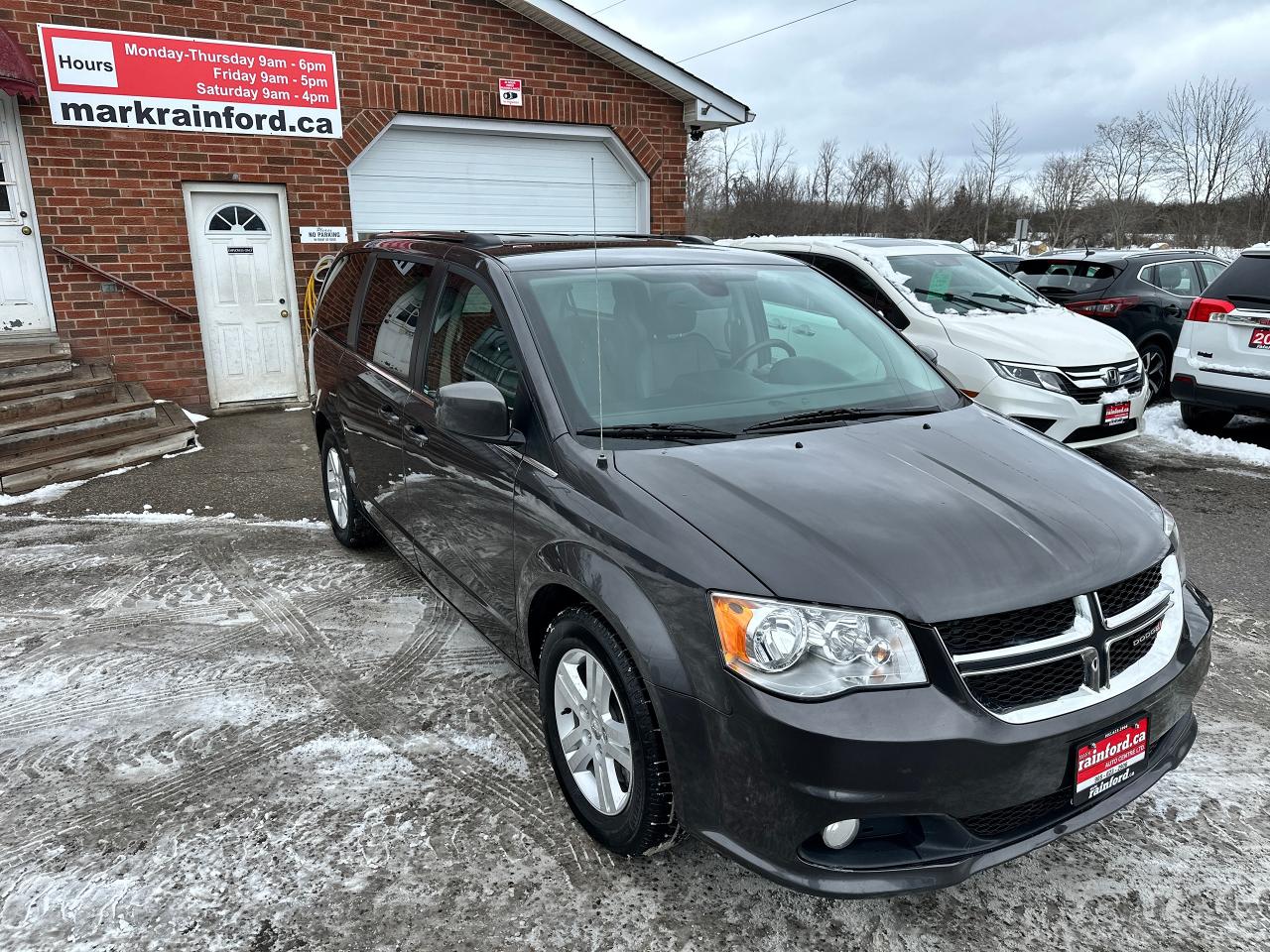 2018 Dodge Grand Caravan CrewPlus HTD-Leather Stow'N'Go 7Pass DVD XM NAV AC Photo