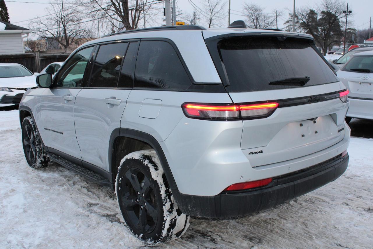 2024 Jeep Grand Cherokee Limited Photo3