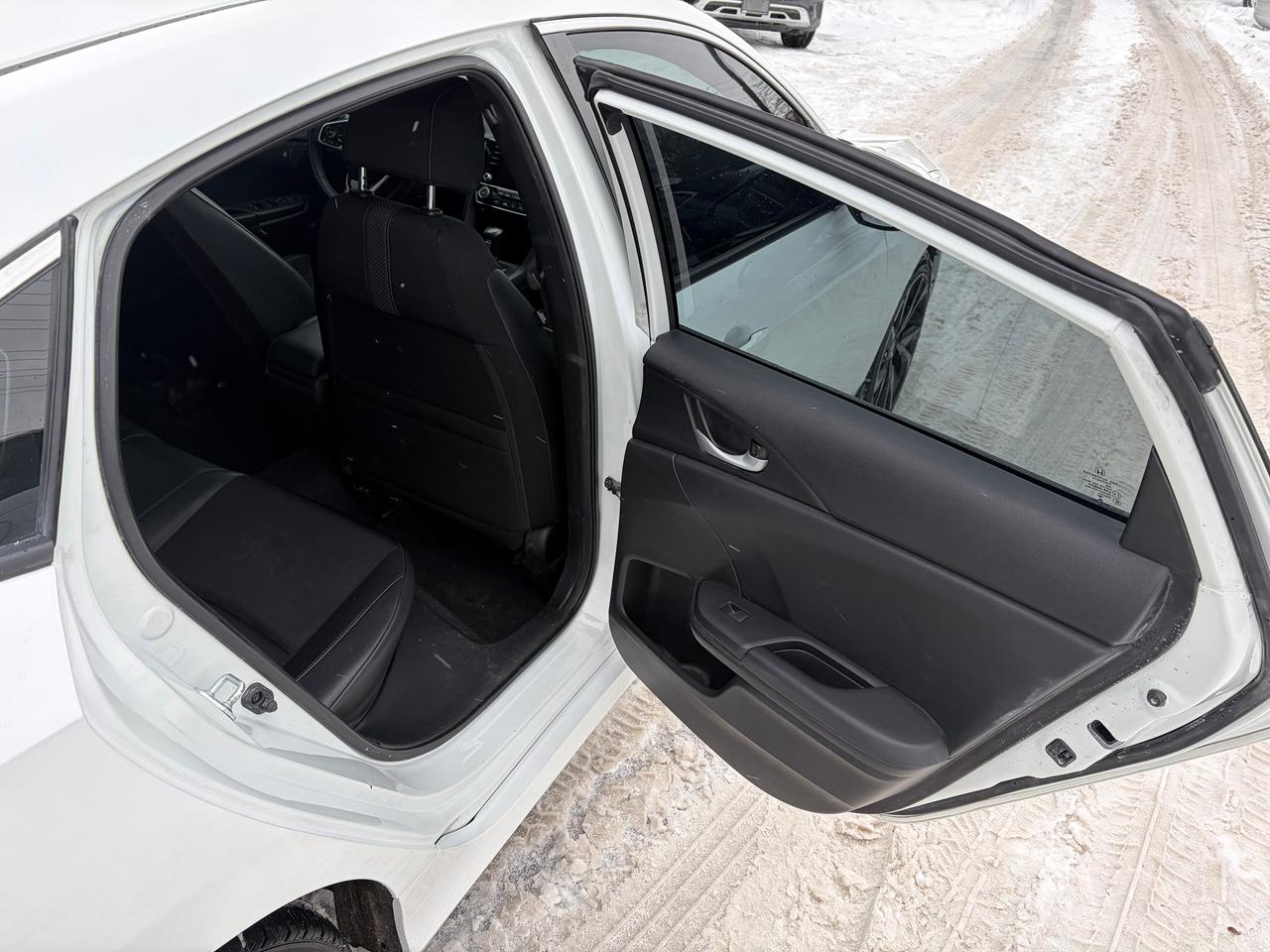 2021 Honda Civic Sport Photo