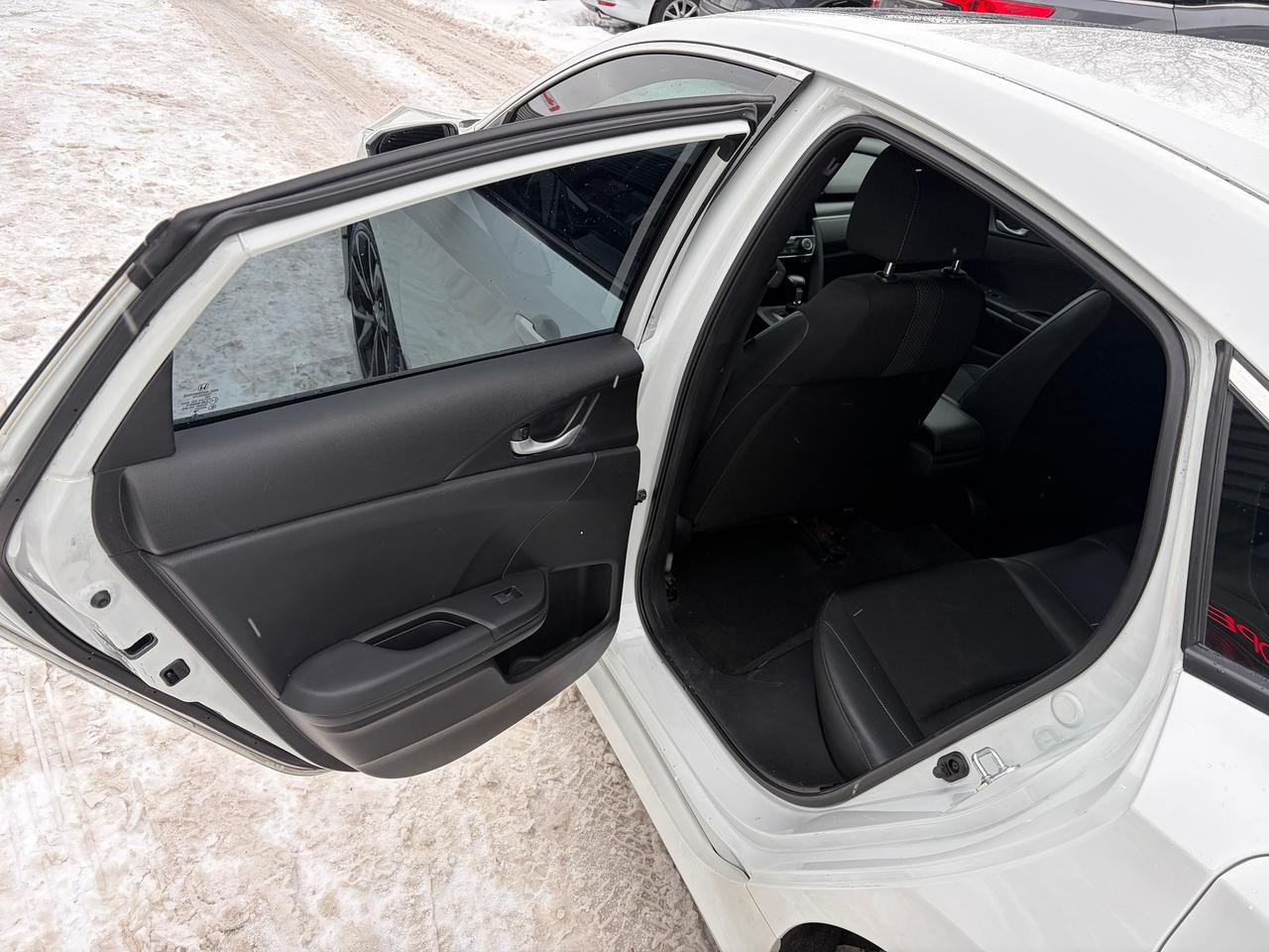 2021 Honda Civic Sport Photo