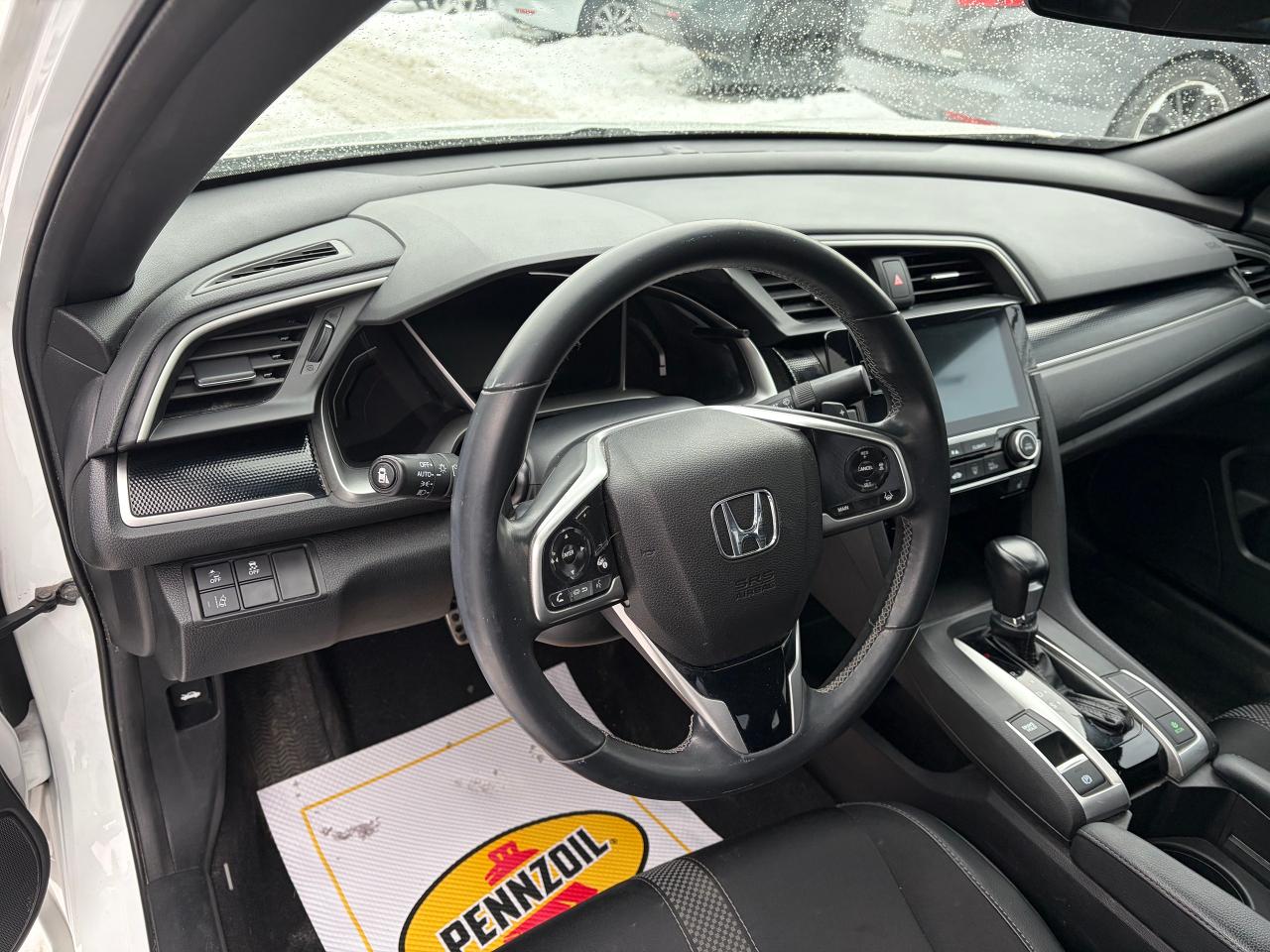 2021 Honda Civic Sport Photo