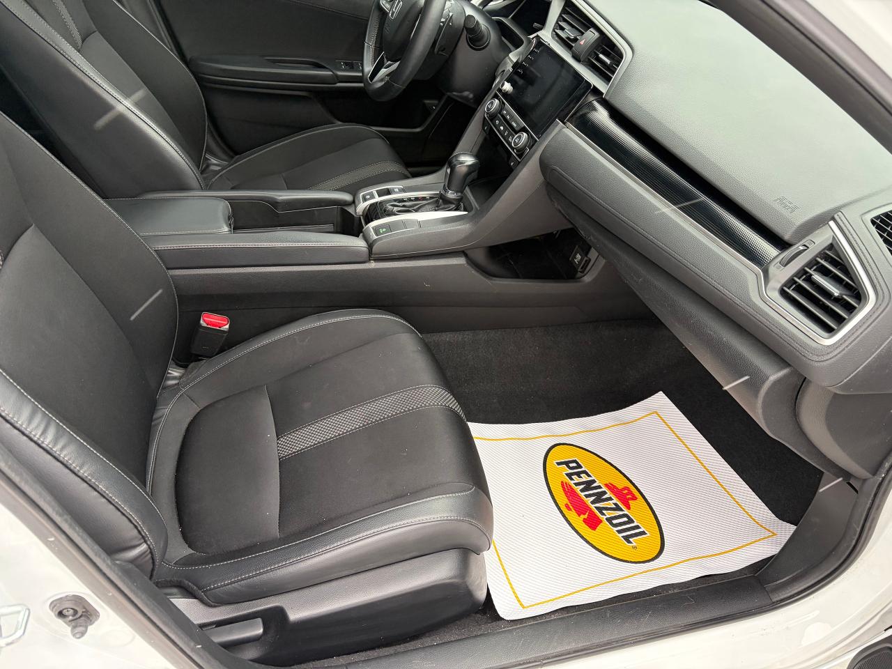 2021 Honda Civic Sport Photo