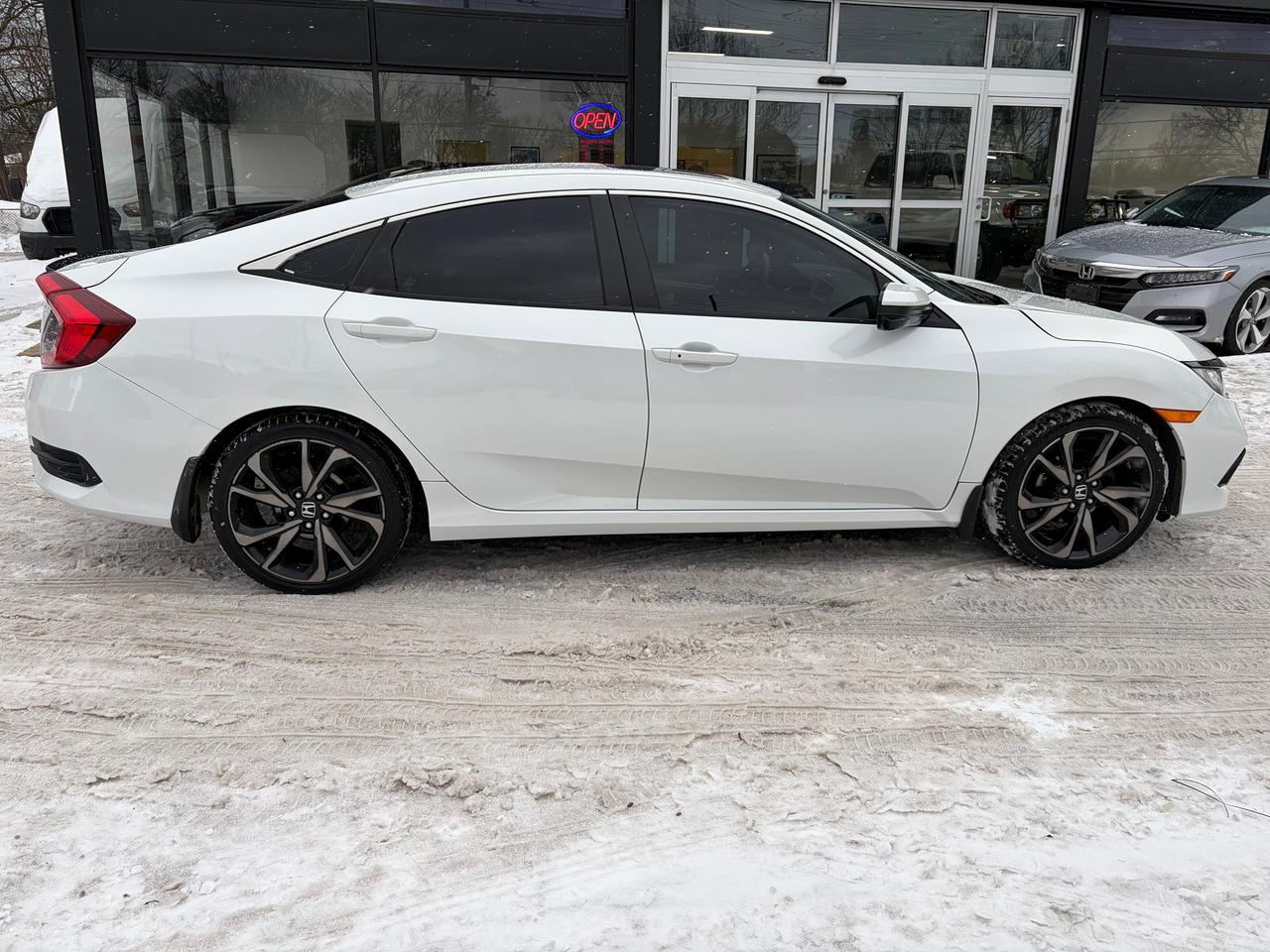 2021 Honda Civic Sport Photo