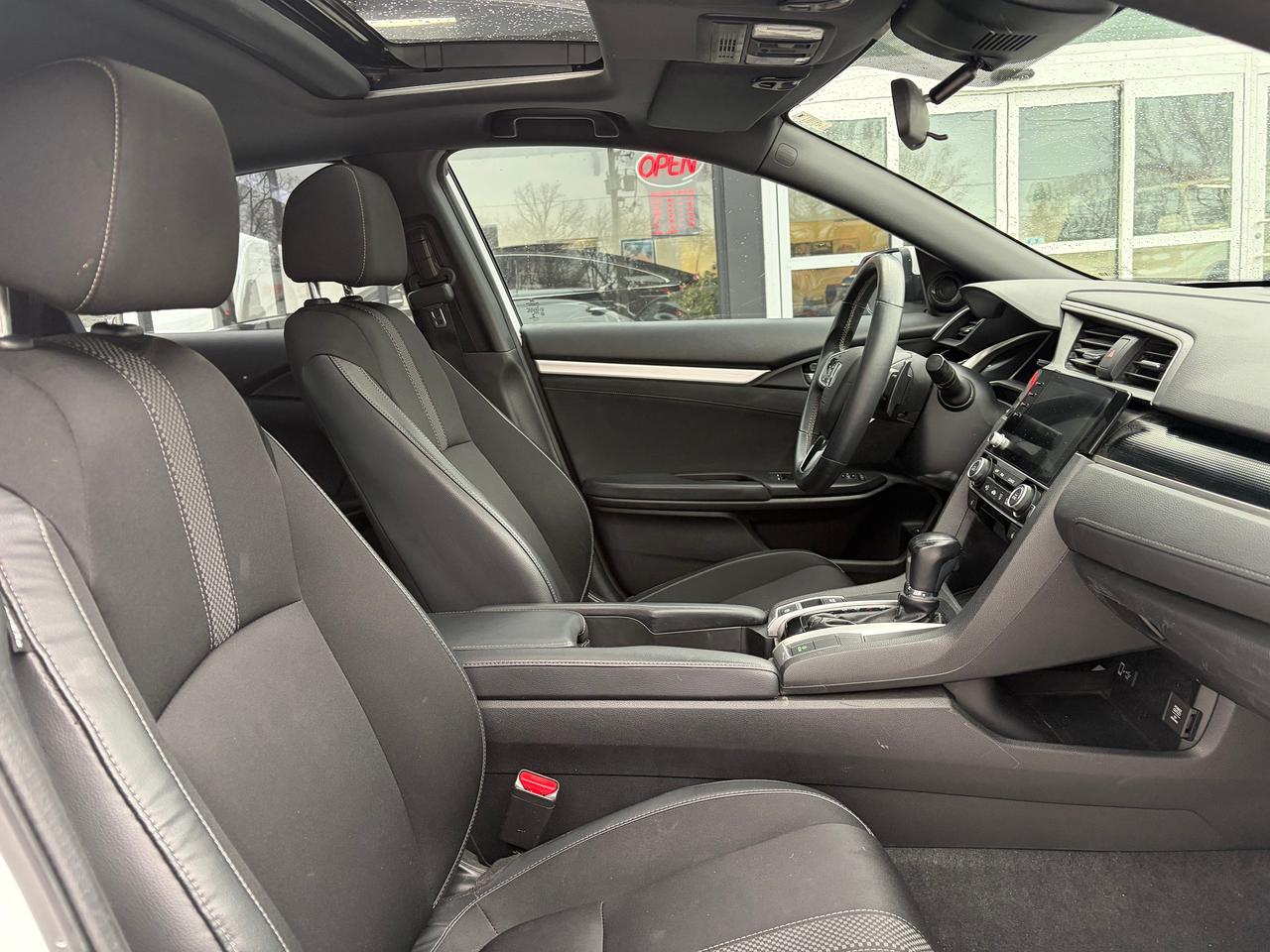 2021 Honda Civic Sport Photo
