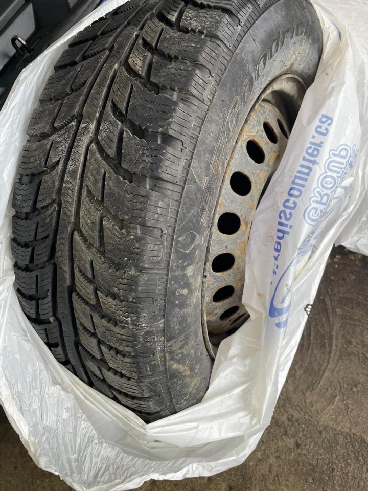 2018 Nissan Rogue SV AWD B-TOOTH CAMERA H-SEAT BLIND SPOT CERTIFIED Photo