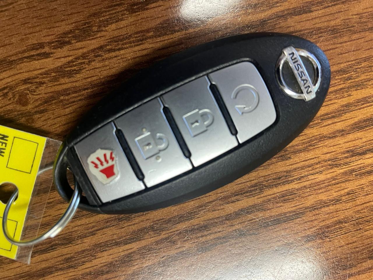 2018 Nissan Rogue SV AWD B-TOOTH CAMERA H-SEAT BLIND SPOT CERTIFIED Photo