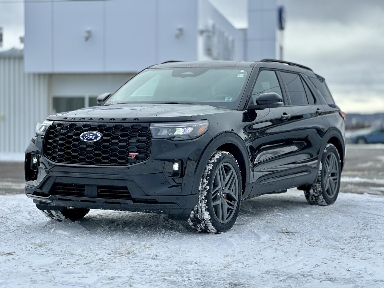 2026 Ford Explorer ST 4WD Photo2