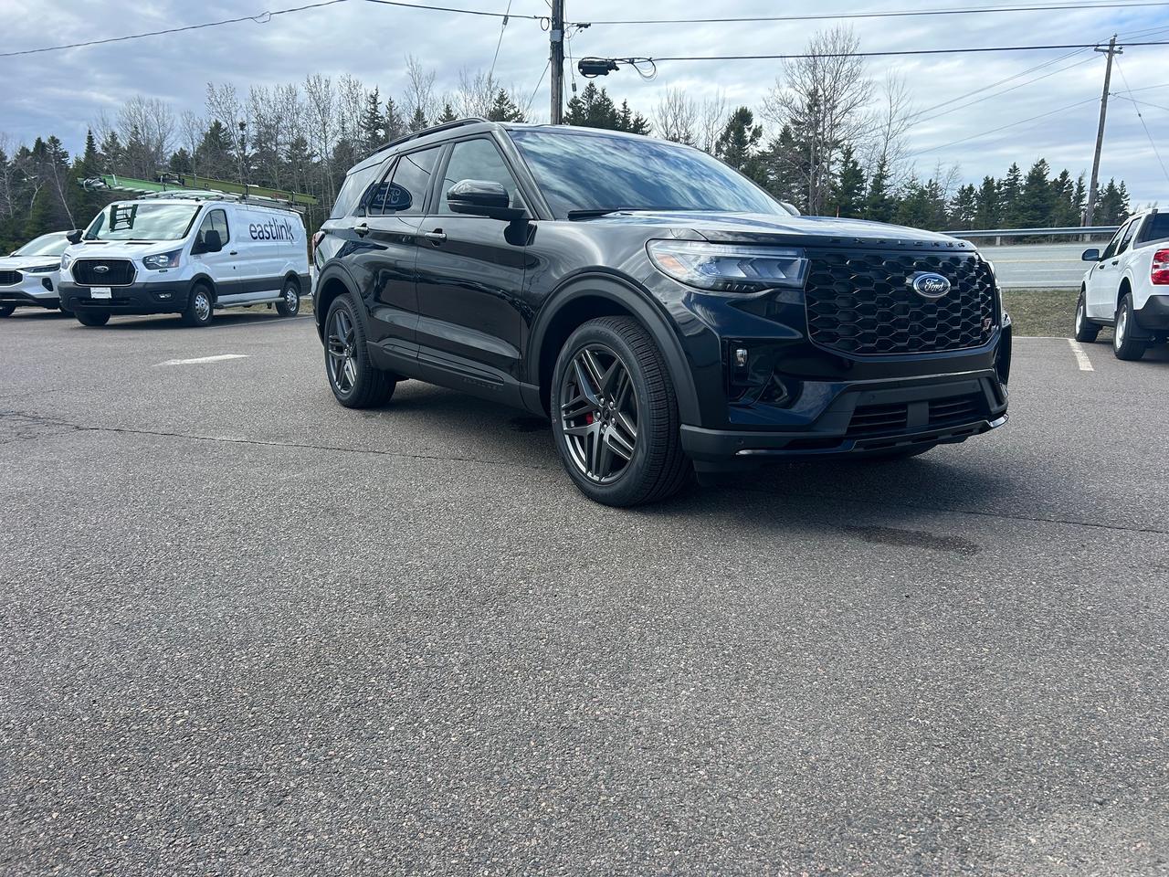 2026 Ford Explorer ST 4WD Photo0