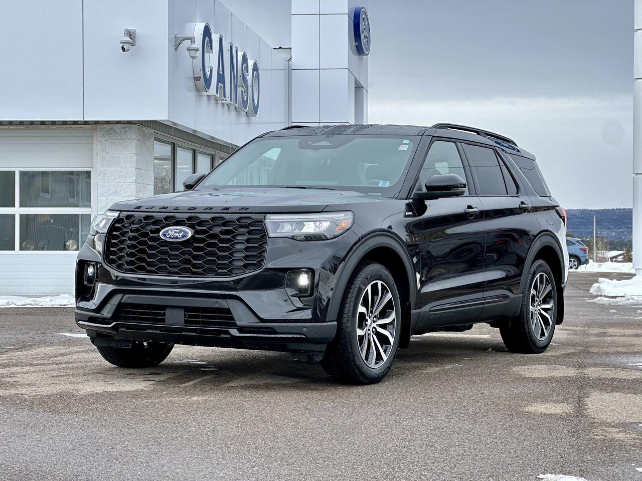 2026 Ford Explorer ST-Line 4WD Photo2