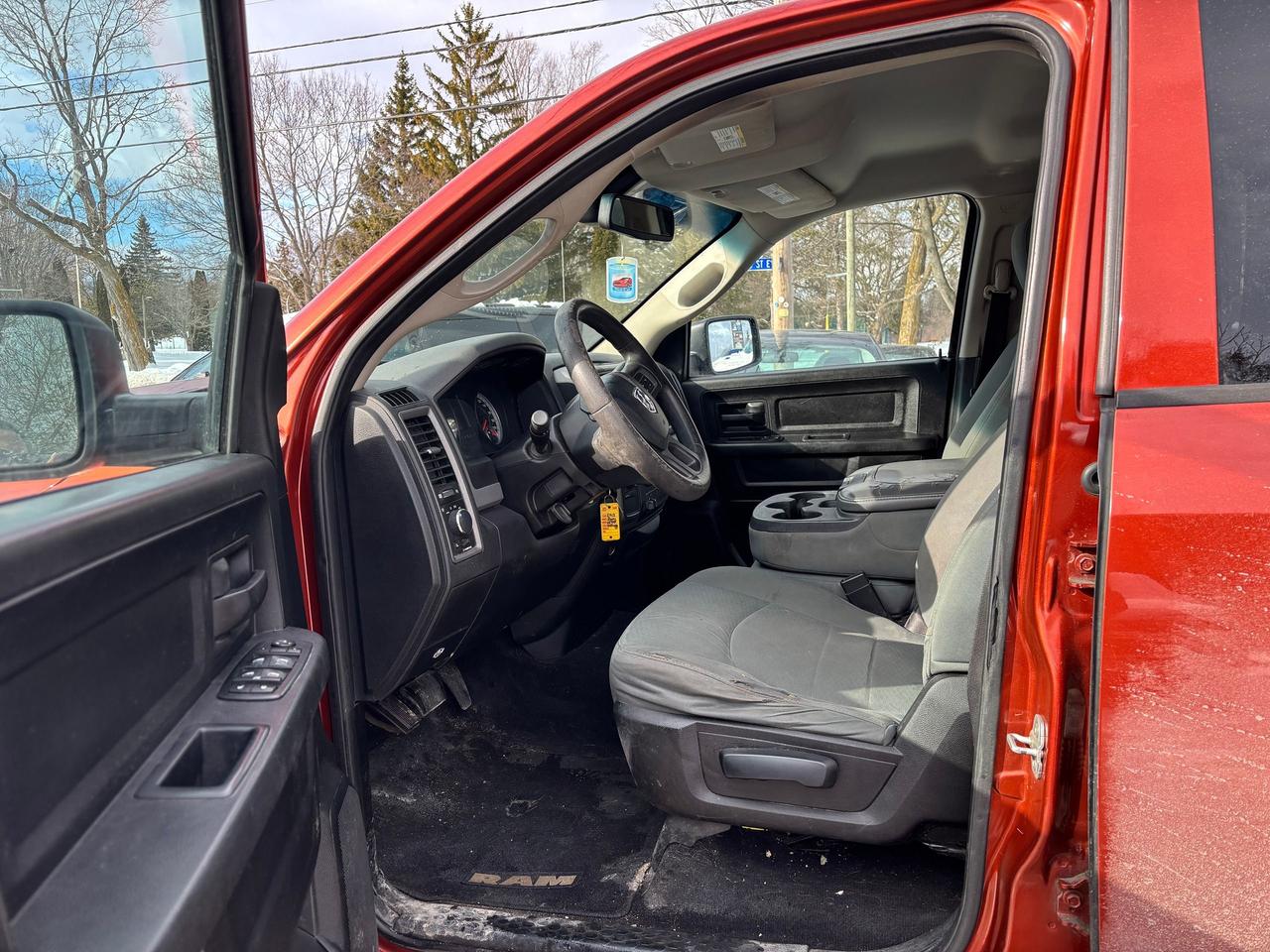 2013 RAM 1500 ST - Photo #9