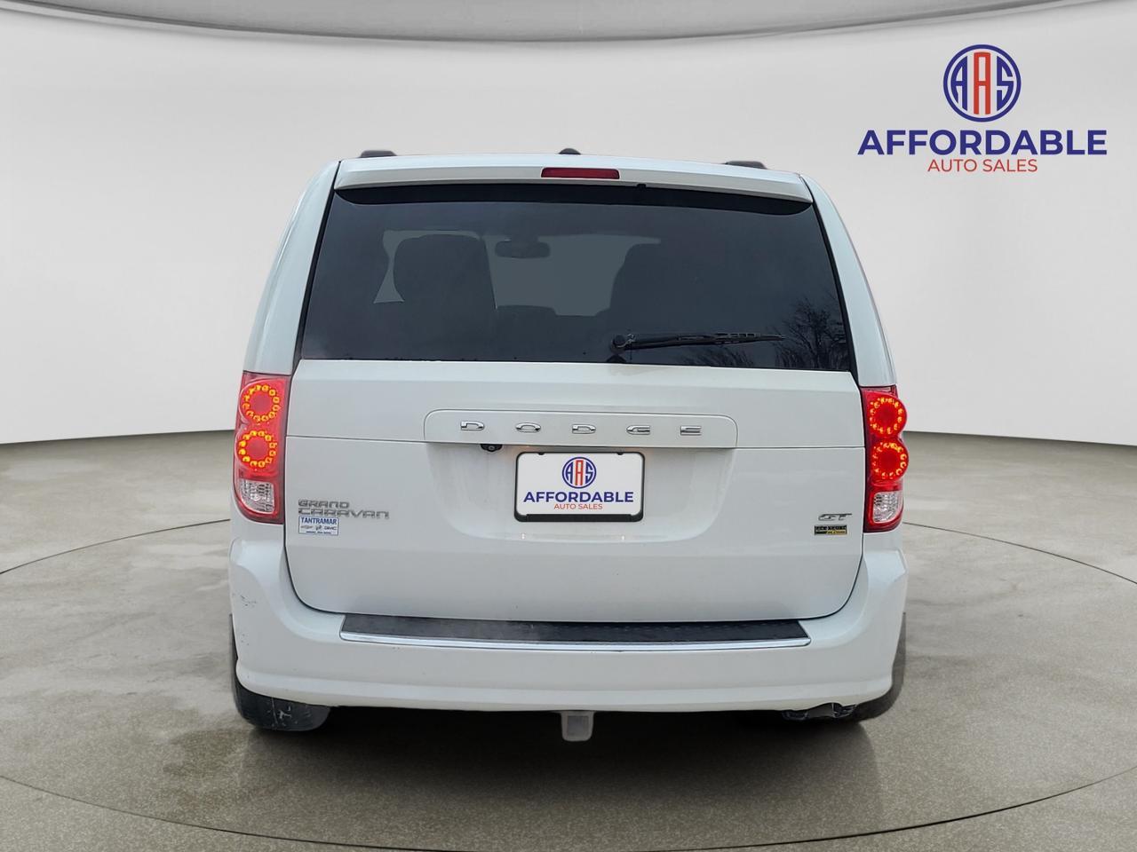 2019 Dodge Grand Caravan GT - Photo #4