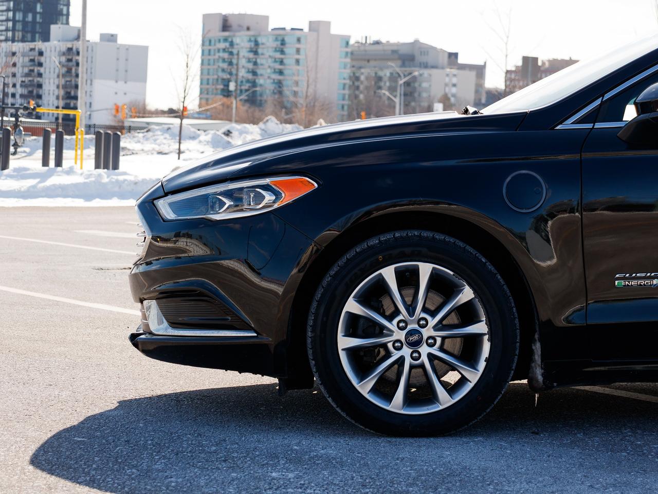 2018 Ford Fusion Energi SE FWD| CLEAN CAR| CLEAN TITLE| Photo