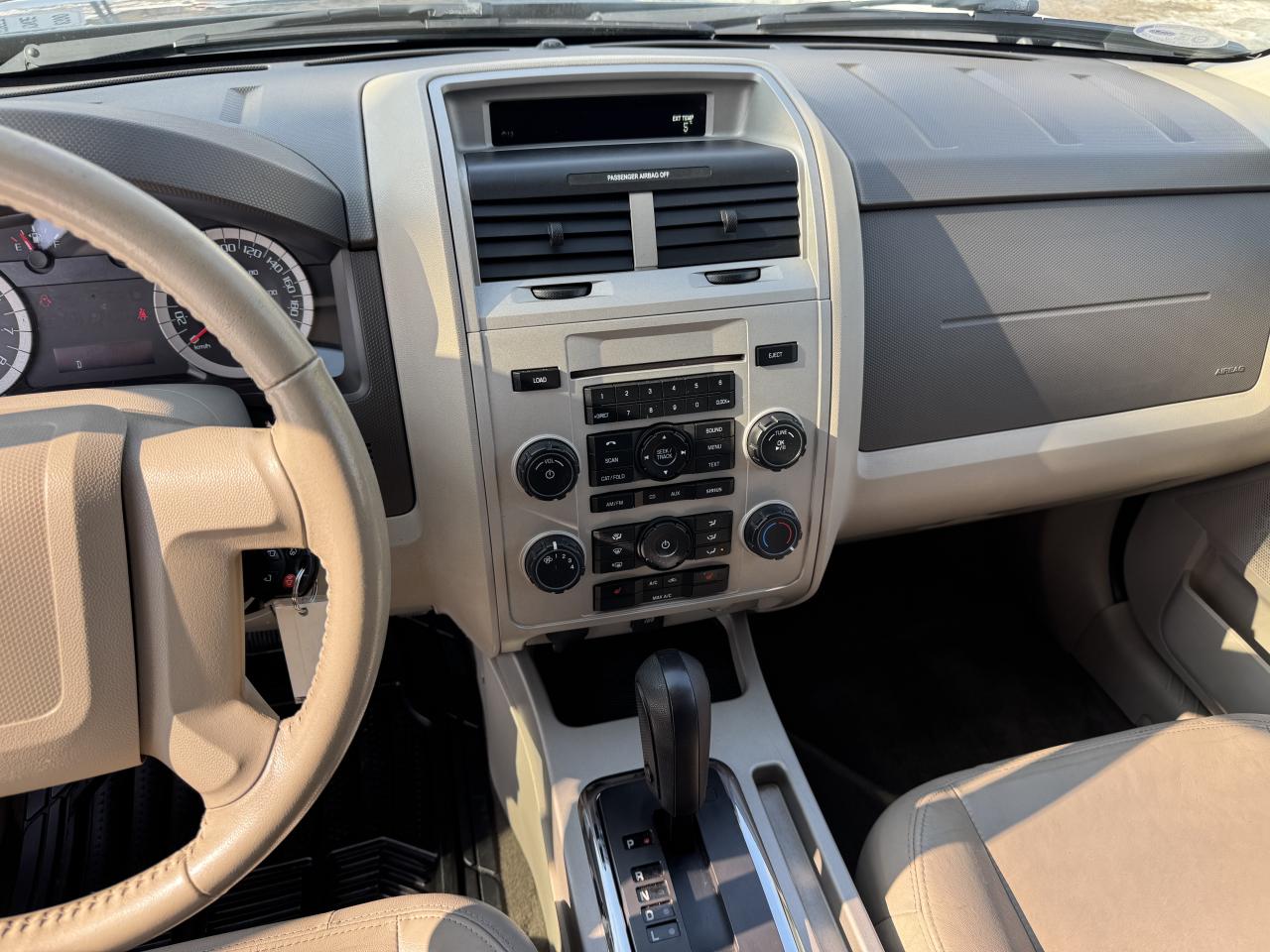 2011 Ford Escape XLT LEATHER V6 Photo