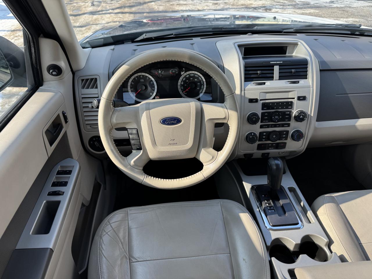 2011 Ford Escape XLT LEATHER V6 Photo