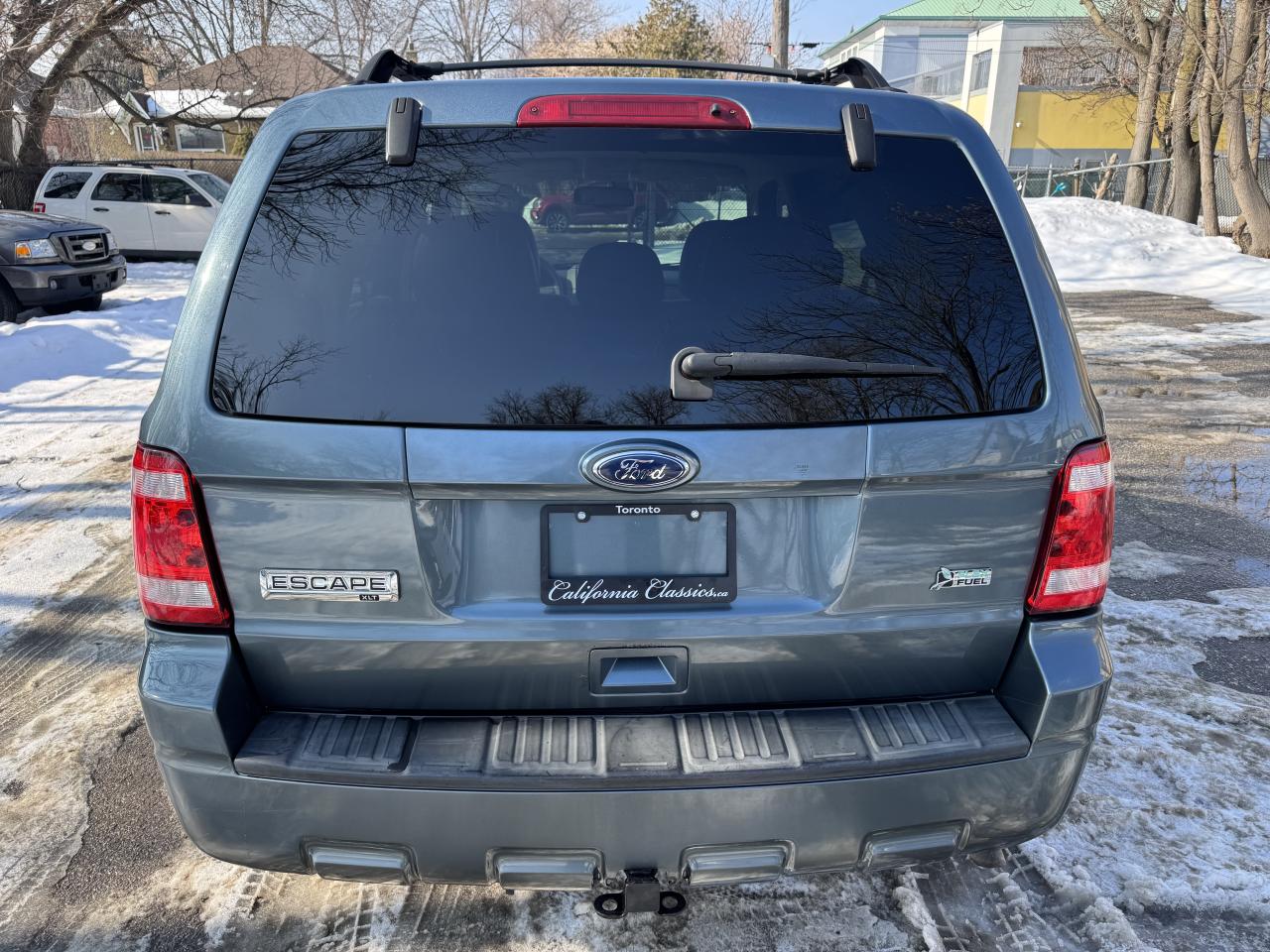 2011 Ford Escape XLT LEATHER V6 Photo3