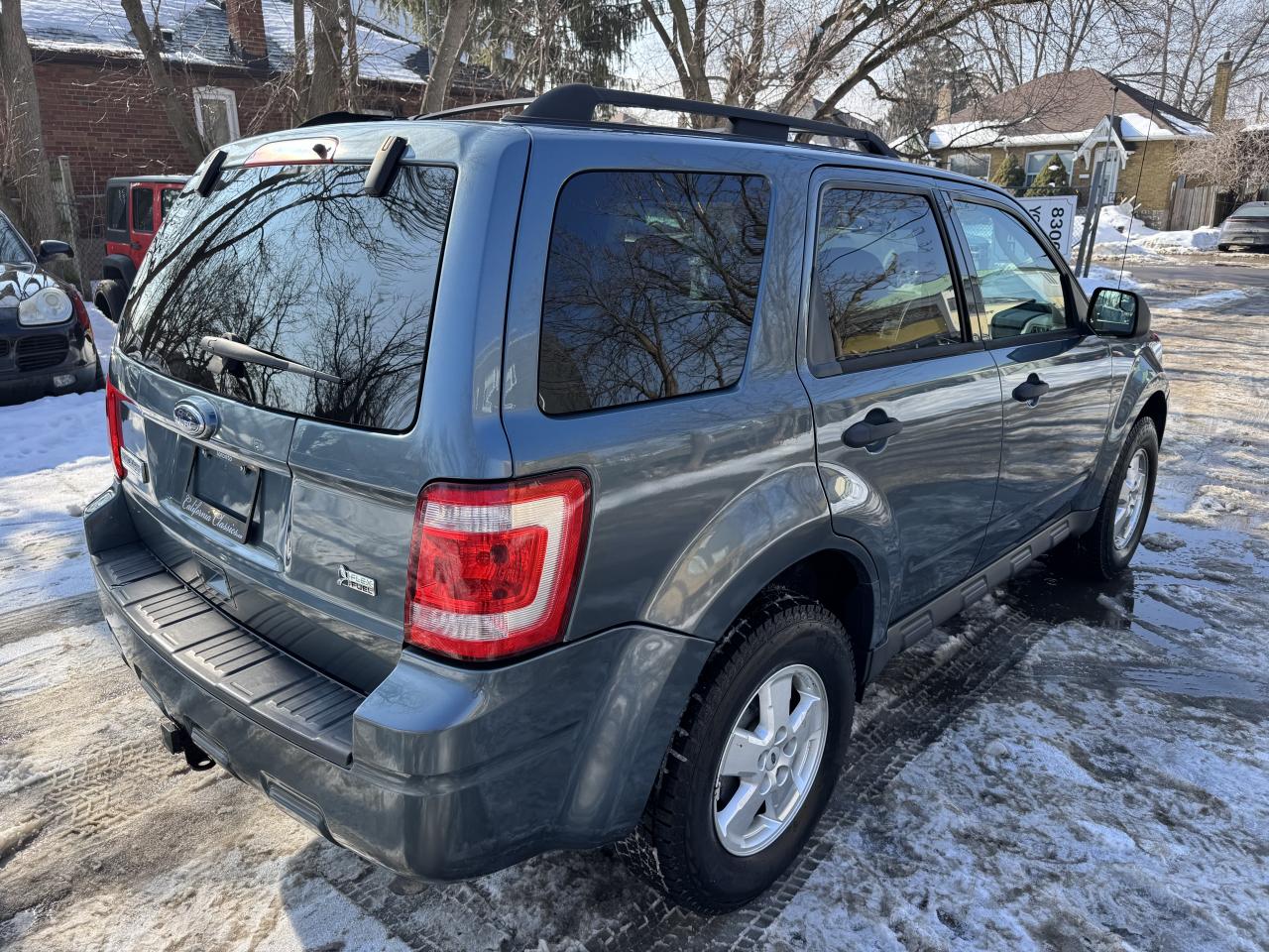 2011 Ford Escape XLT LEATHER V6 Photo4