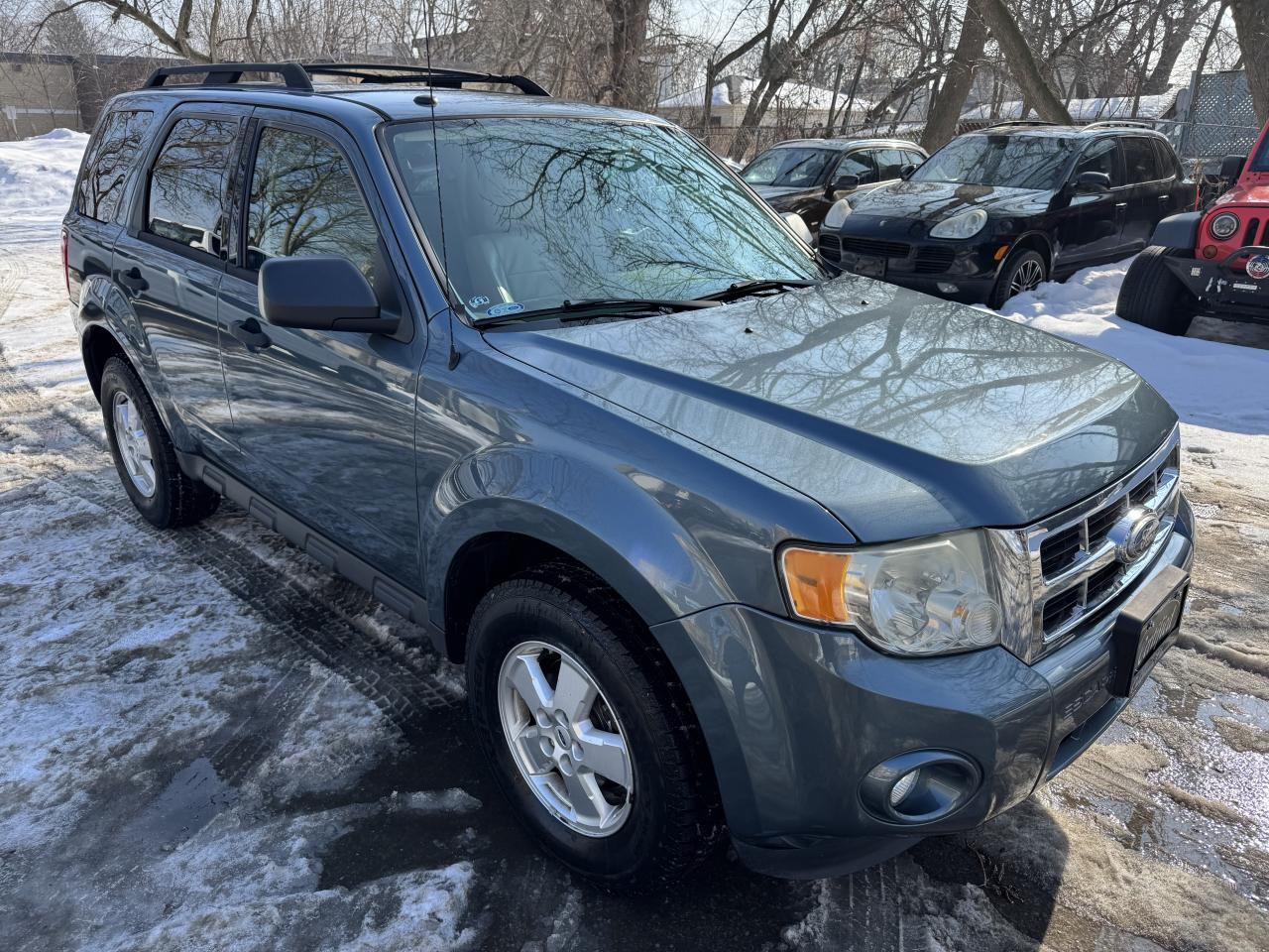 2011 Ford Escape XLT LEATHER V6 Photo