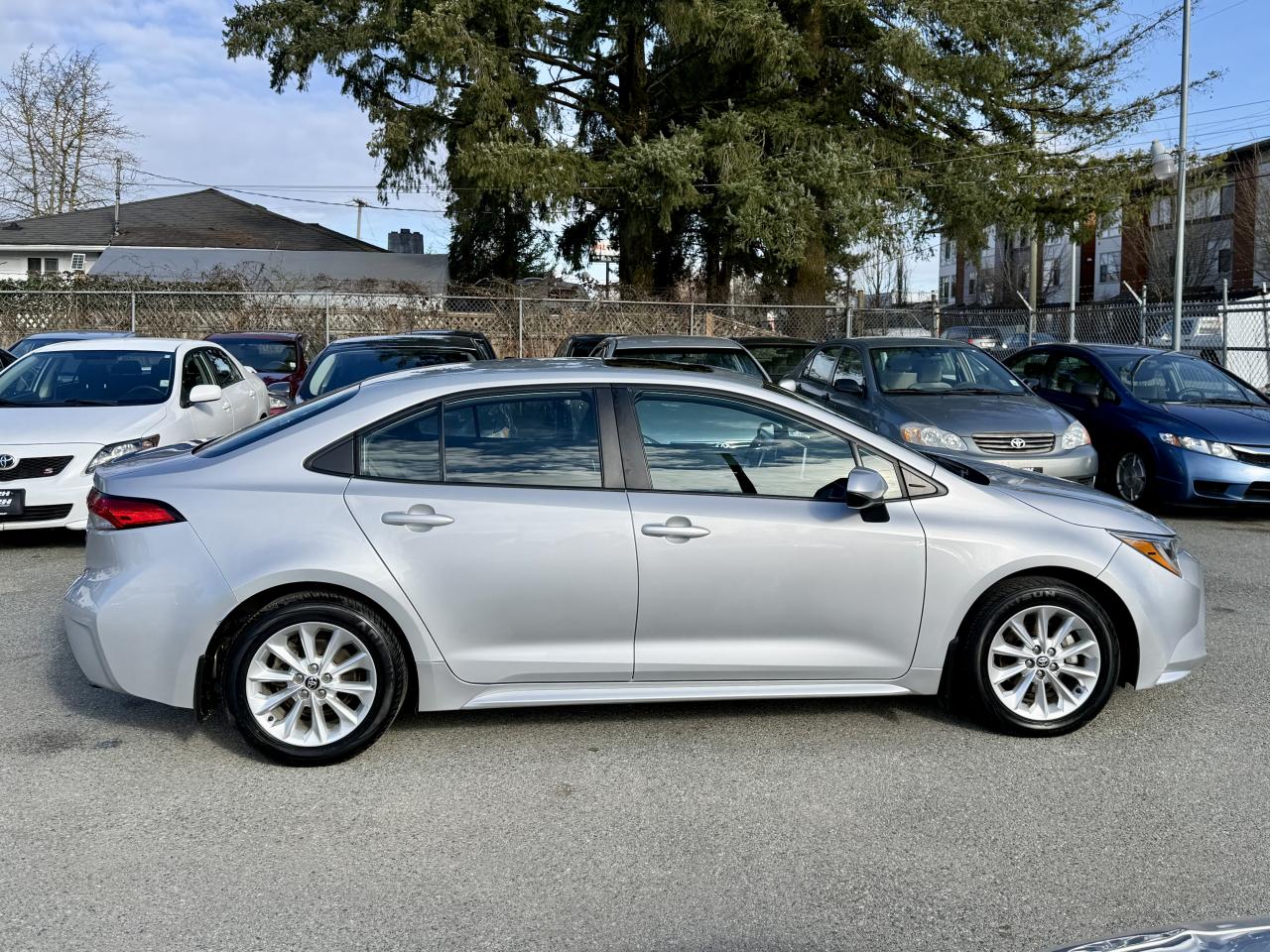 2021 Toyota Corolla FINANCING AVAILABLE Photo4