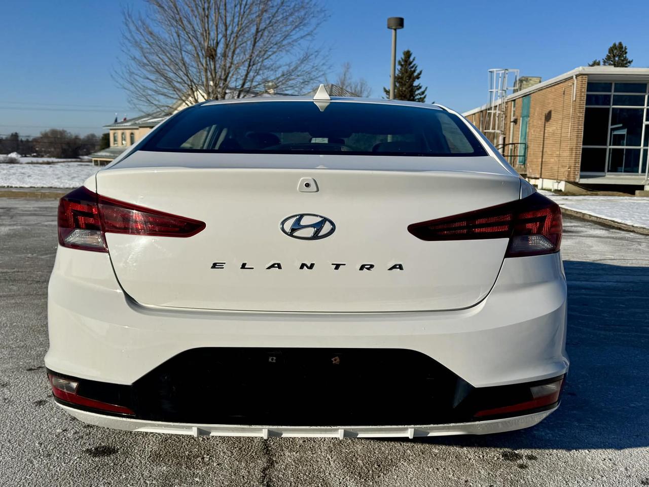 2019 Hyundai Elantra Preferred Photo