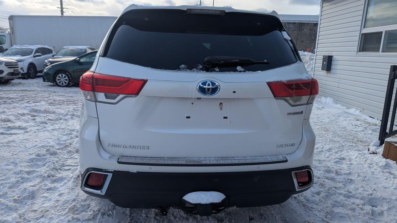 2018 Toyota Highlander Hybrid Limited Photo