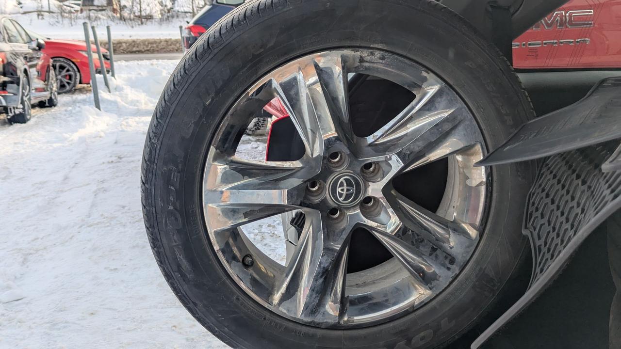 2018 Toyota Highlander Hybrid Limited Photo