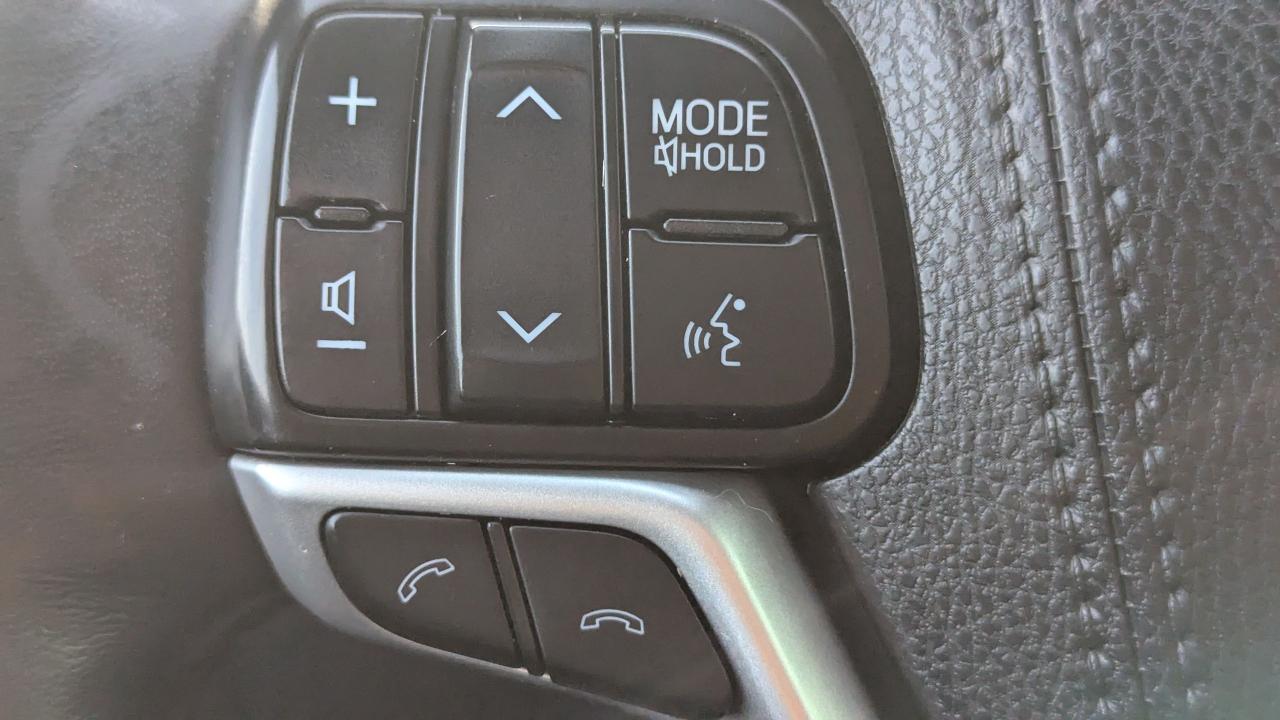 2018 Toyota Highlander Hybrid Limited Photo