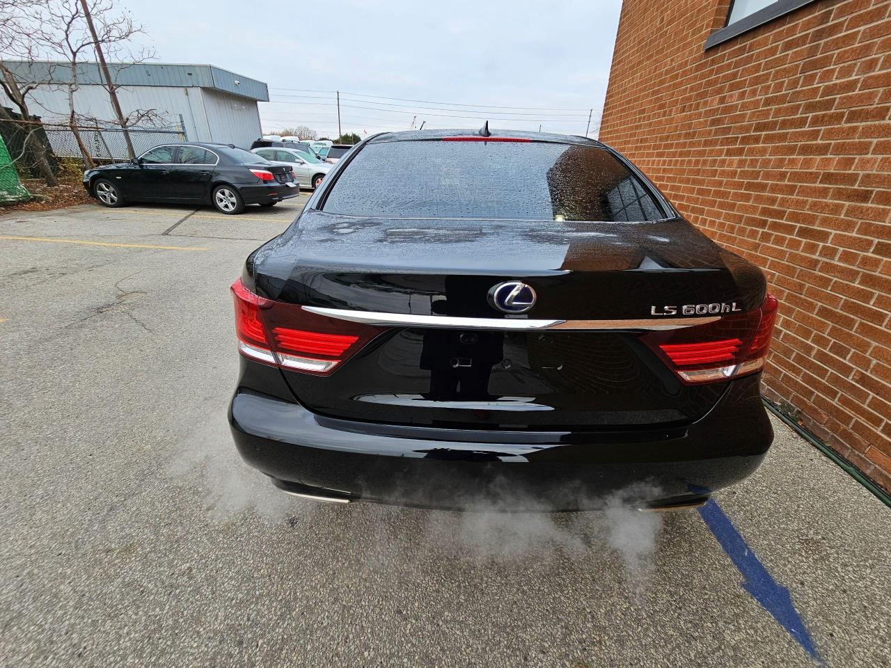2014 Lexus LS 600H AWD-NAVI-MASSAGE SEAT-DVD- LWB Photo