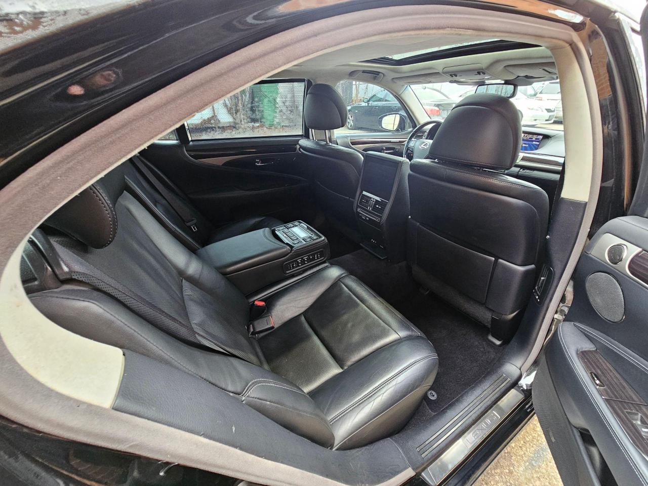 2014 Lexus LS 600H AWD-NAVI-MASSAGE SEAT-DVD- LWB Photo