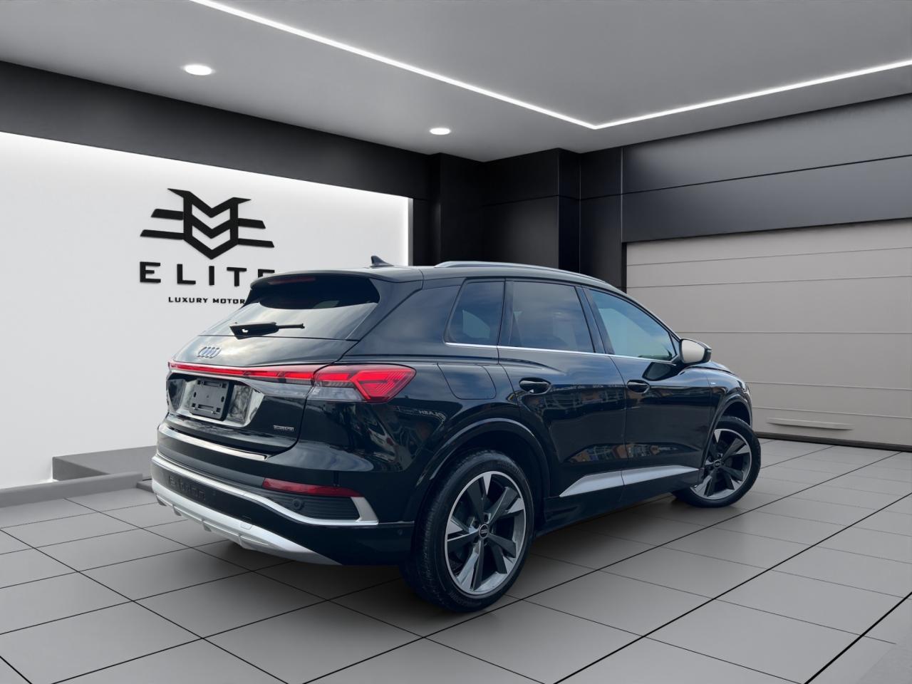 2022 Audi Q4 e-tron TECHNIK PKG - S-LINE PKG - 50 QUATTRO !!! Photo